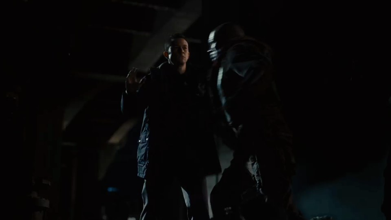 Illustration for article titled Dark Knight Rises trailer screencaps show just how bad it gets for Bruce Wayne